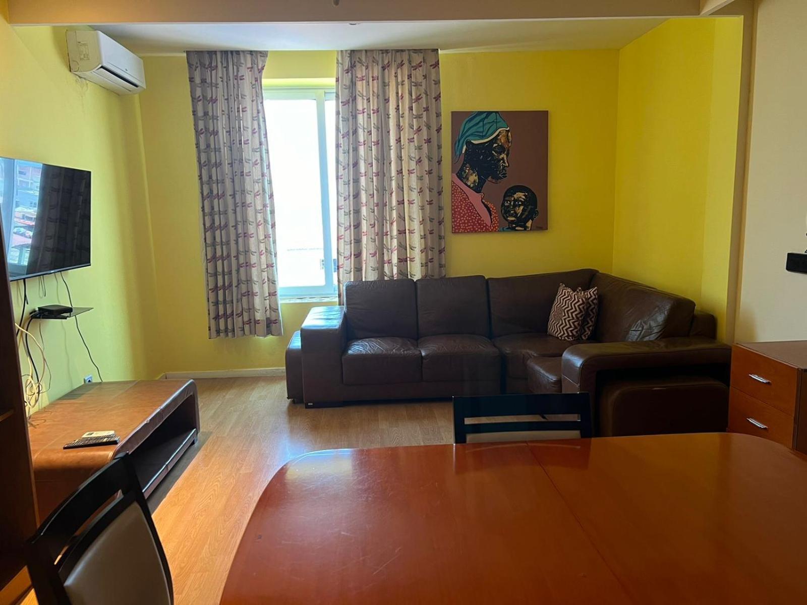 Art House Hotell Luanda Exteriör bild